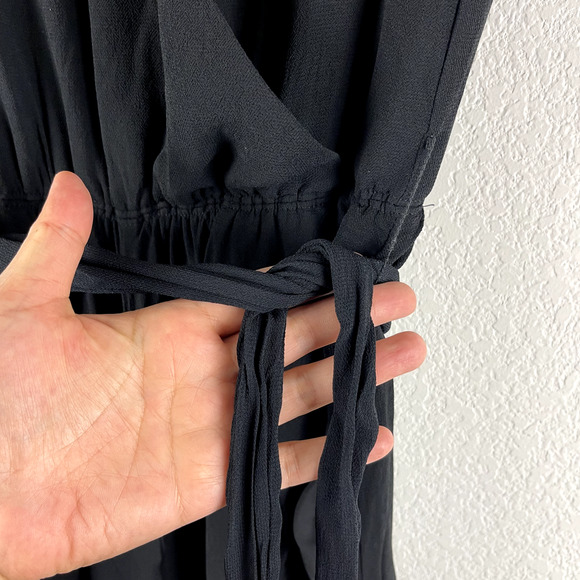 Aritzia Babaton Maximillian Jumpsuit Womens Medium Black Crop Wide Leg Minimal - Picture 6 of 14